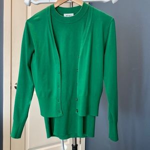 DKNY 💕size S/M. Top + cardigan